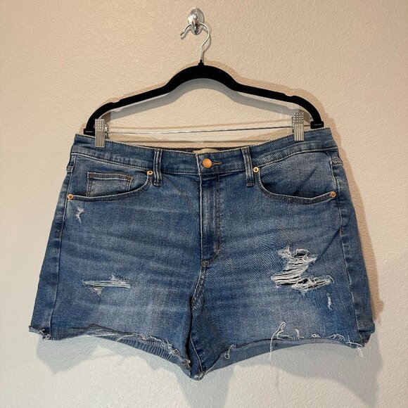 Universal Thread High-Rise Midi Denim Shorts – Medium Wash - Picture 1 of 3